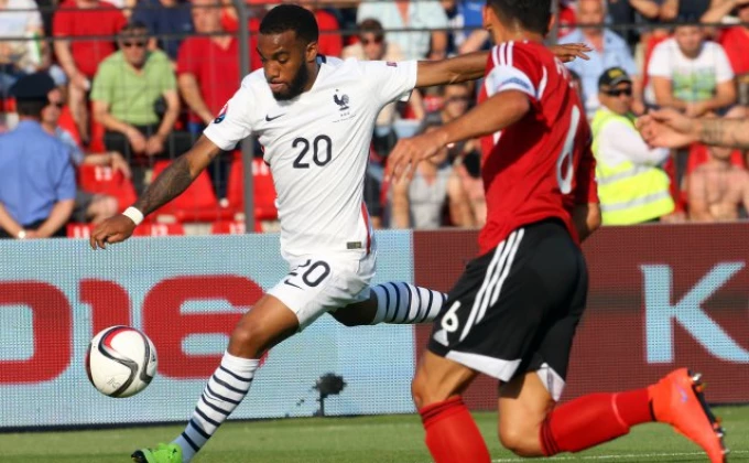 Beta/AP Photo/Hektor Pustina