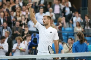Troicki bez finala u Kvinsu!