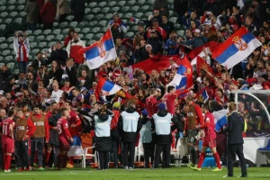 Mediji u okruženju - Srbi, vi ste heroji!