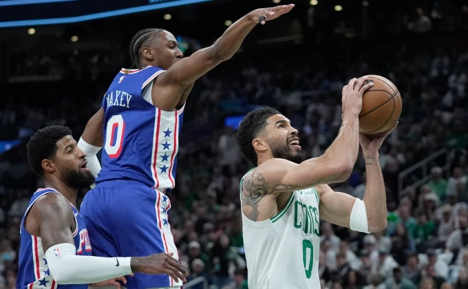 AP Photo/Robert F. Bukaty