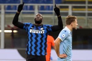 Digli se navijači Intera - "slučaj Lukaku" i poruka vlasnicima