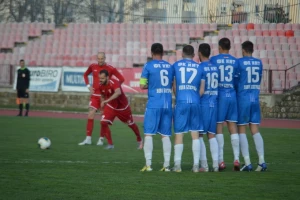 Pred derbi sa Partizanom, Radnički predstavio dva velika pojačanja! ''Grobari'' jednog odlično znaju!