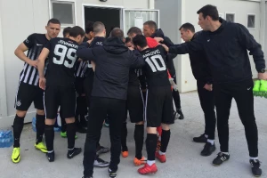 Ko kaže da Pavkov ne igra za Zvezdu? "Kec" u Nišu, Partizanov oproštaj od titule?