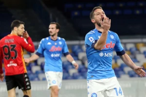 Mertens piše istoriju Napolija!