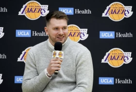 Dončić debituje za Lejkerse, Jokić protiv Portlanda