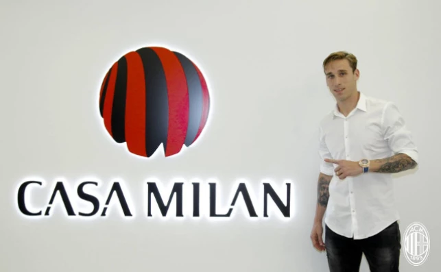 Facebook - Casa Milan