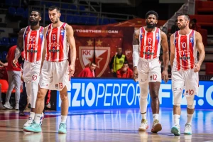 TVITOVI - Navijači Zvezde pronašli krivce, pale i čestitke Partizanu!