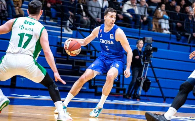 Cibona/Ivana Dergez