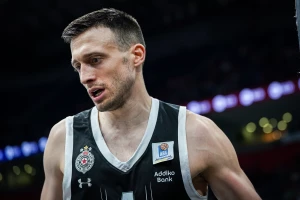 Pukla "stotka" u Areni, nemilosrdni Partizan razbio Zadrane i brojao do 113!