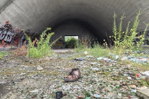 Za ovo mesto niste znali - Posetili smo napušteni stadion na kojem su rolali Tirke i Ivica Bek