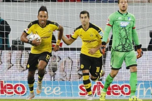 BL - Buđenje ''fenjeraša'', kiks Dortmunda, debakl Augsburga pred Partizan