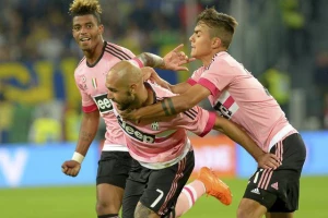 Fiorentina našla zamenu za Kalinića u Juventusu!