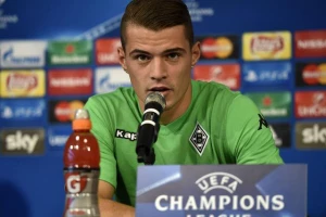 Ma kakav Arsenal, Granit Džaka ima druge planove