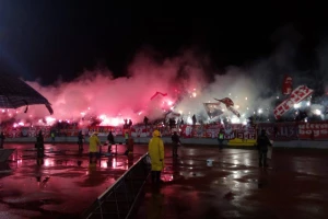 Spektakularan doček Zvezdinih fudbalera iz Antalije - ''Veče kada je goreo Beograd''!