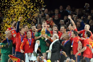 SP 2010 –  Španskih 1:0 do “Boginje” i srpsko lako ćemo