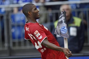 BL - Het-trik najboljeg strelca lige za ubedljiv trijumf Kelna nad HSV-om!