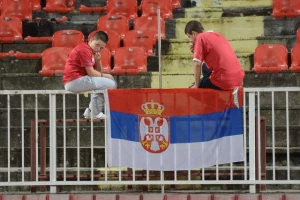 Srpska zastava gorela u Tirani!