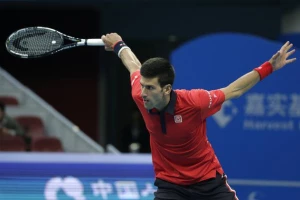 Nole preslišao Iznera!