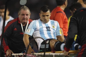 Aguero u suzama, glavobolja za Pelegrinija