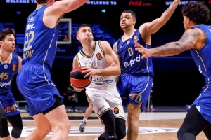 Makabi u seriji pobeda, Lundberg "šeik" u Dubaiju!