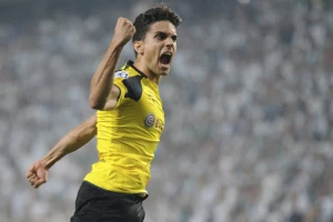 Bartra u suzama posle povratka na teren