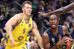 Fener "preboleo" Zvezdu i slavio u Berlinu!