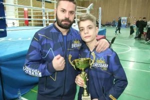 Hrabro srce boksera Zvezdare - Došljak najbolji kadet Srbije, Glišiću srebro "zlatnim sjajem"