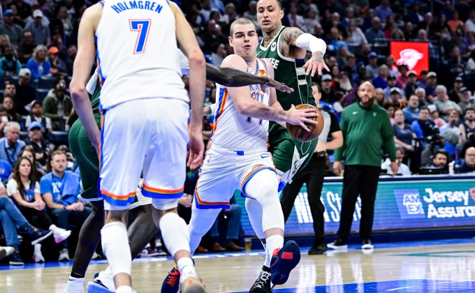 P Photo/Gerald Leong