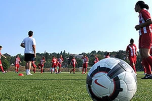 Zvezdine fudbalerke dobile derbi u Kupu