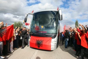 Albanci u Prištini slave plasman na EURO?