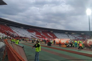 Zvezda odigrala solidno, a navijači i nisu zadovoljni! Koga ne žele u Zvezdi i da li je odbrana slabija? (TVITOVI)