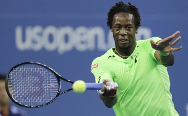 Beta/AP Photo/Charles Krupa