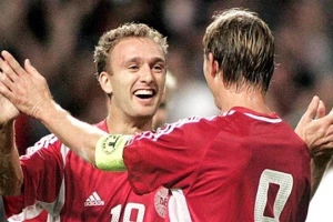 Kakav borac, izdržao start četvorice i postigao gol!