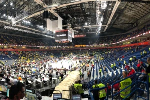 Arena se puni, ovakvo je stanje 20 minuta pre početka!