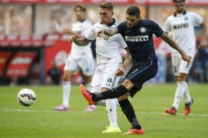 Ovacije sa tribina "Signal Iduna Parka" za povratnika Kagavu