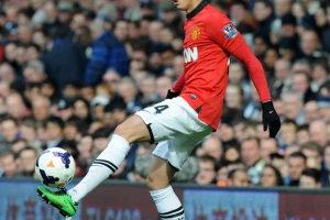 Van Gal 'ispalio' Januzaja, Marsijal crk'o od smeha