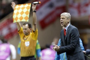 Arsene, teško ćeš do Poljaka...