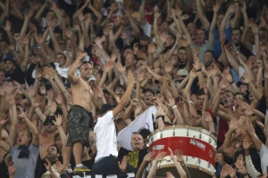 Štoper Ajaksa poveo navijanje u Lionu