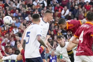 Roma slavila u Derbiju dela Kapitale, Manćini srušio Lacio!