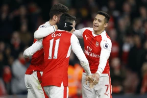 Nije problem Sančez, već Ozil?