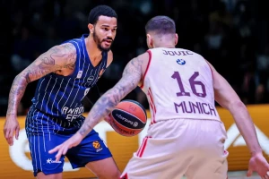 Antalija talična po Efes, ali Kokoškov brine zbog Larkina!