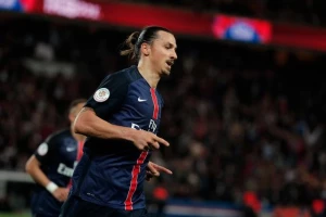 Novogodišnja poslastica - Zlatan i družina na "Neroazure"!
