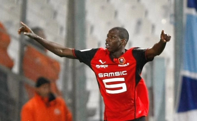 Beta/AP Photo/Claude Paris