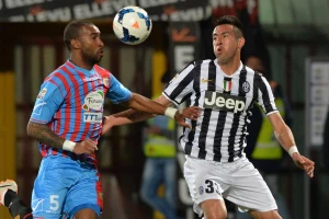 Juve kupio Islu i Paskvata!