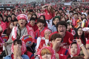 Gnevni Korejci burno dočekali reprezentativce