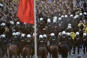 Najezda Turaka, londonska policija spremna!