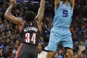 Batum ostaje "Stršljen"