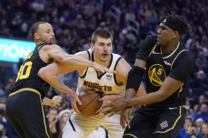 Jokić ljut na sebe zbog poraza na startu - Ne pomaže ni dabl-dabl, Bjelica likuje