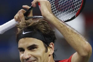 Federer lako sa Agutom