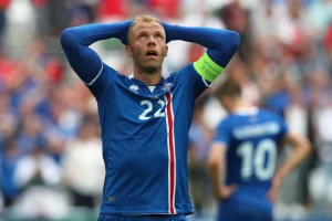 Legenda koju obožava cela Premijer liga i čitav svet ponudio da igra za Šapekoense!